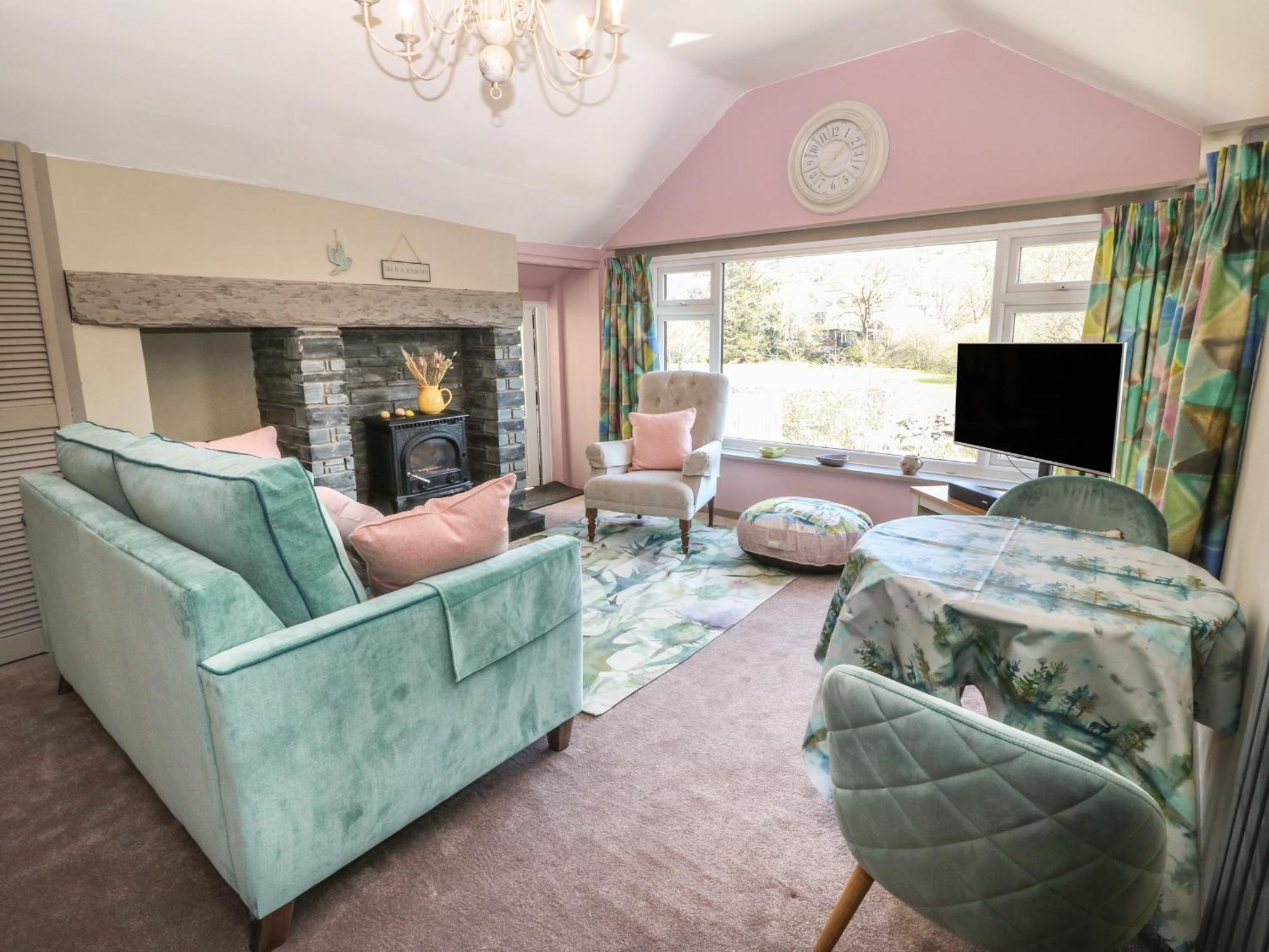White Roses Retreat Villa Betws-y-Coed Dış mekan fotoğraf